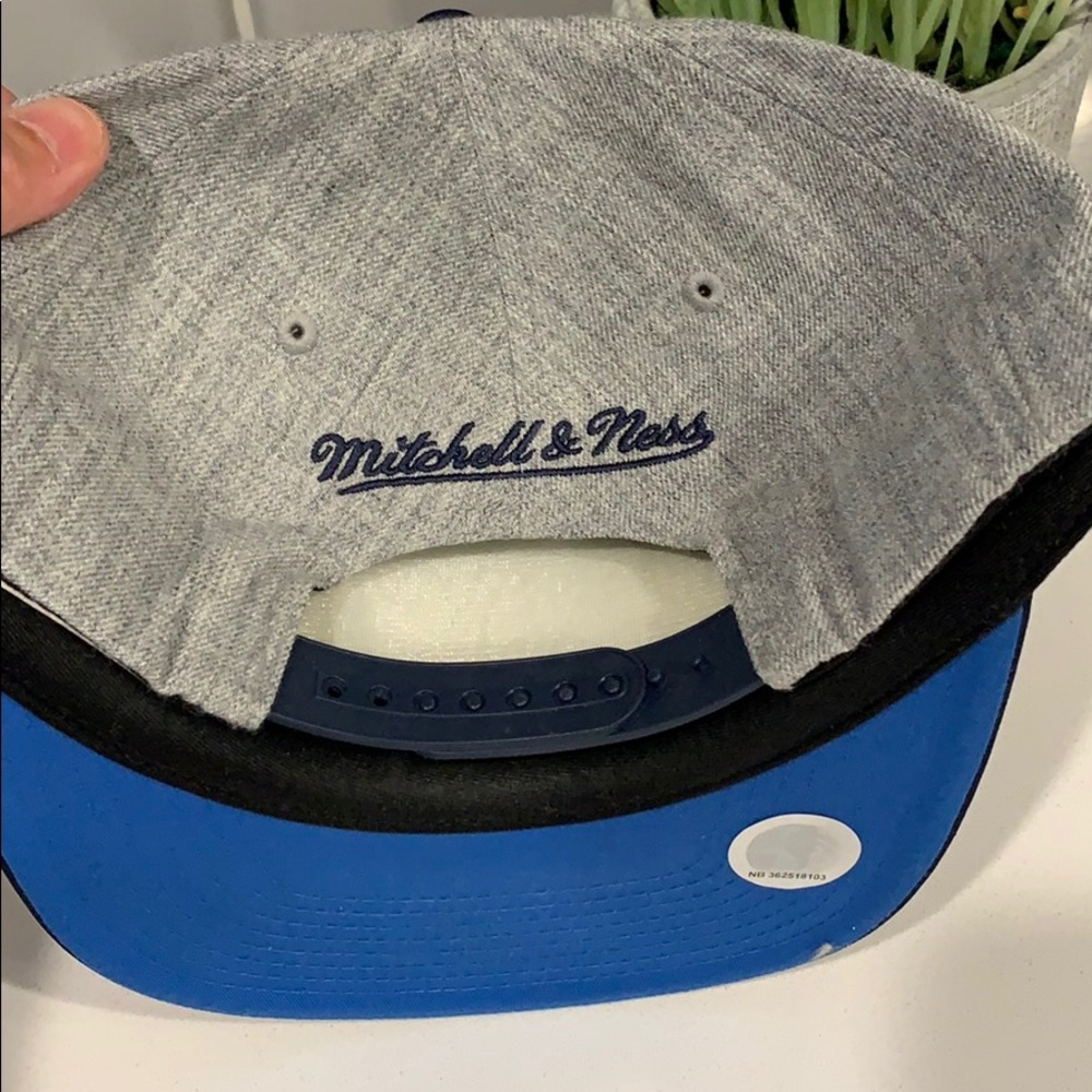 💧 Used Mavericks 5 panel cap in good condition ✅